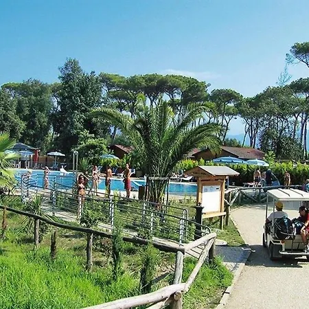 In Toskana Italie Nabij Zee, Strand, Airconditioning, Zwembad, Wifi *