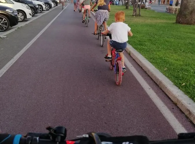 In Toskana Italie Nabij Zee, Strand, Airconditioning, Zwembad, Wifi