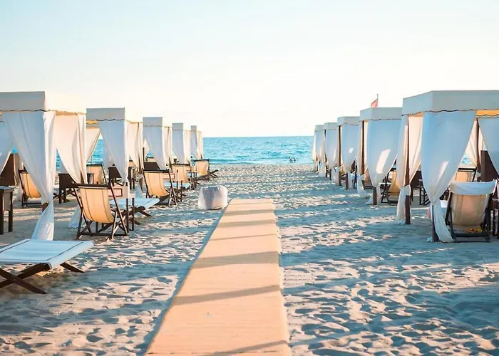 In Toskana Italie Nabij Zee, Strand, Airconditioning, Zwembad, Wifi Будинок відпочинку