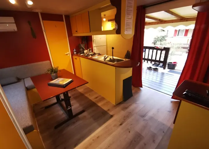 In Toskana Italie Nabij Zee, Strand, Airconditioning, Zwembad, Wifi Будинок відпочинку В'яреджо