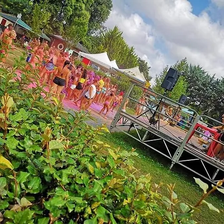 In Toskana Italie Nabij Zee, Strand, Airconditioning, Zwembad, Wifi