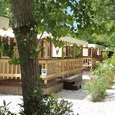 In Toskana Italie Nabij Zee, Strand, Airconditioning, Zwembad, Wifi * Viareggio