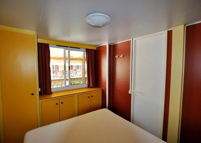 In Toskana Italie Nabij Zee, Strand, Airconditioning, Zwembad, Wifi Βιαρέτζιο