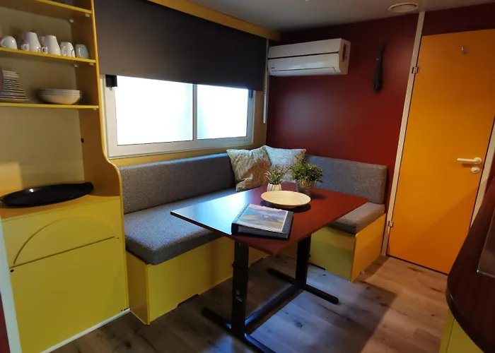 In Toskana Italie Nabij Zee, Strand, Airconditioning, Zwembad, Wifi * Βιαρέτζιο