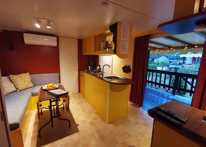 In Toskana Italie Nabij Zee, Strand, Airconditioning, Zwembad, Wifi * Βιαρέτζιο